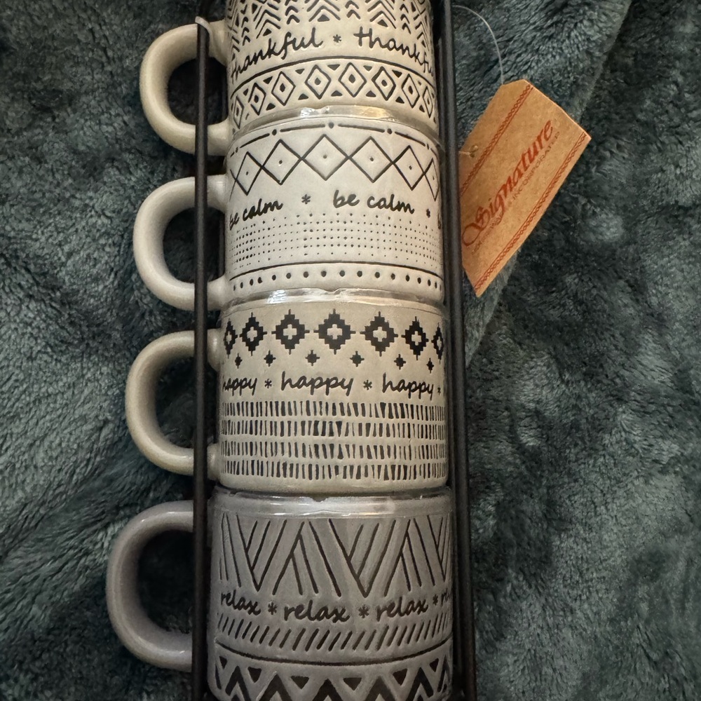 Signature Monochrome Geometric Espresso mug set of 4 with stand